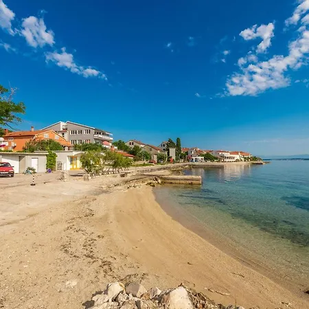 Little House By The Sea * Preko