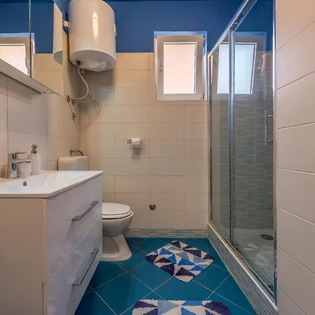 Holiday home Little House By The Sea Preko