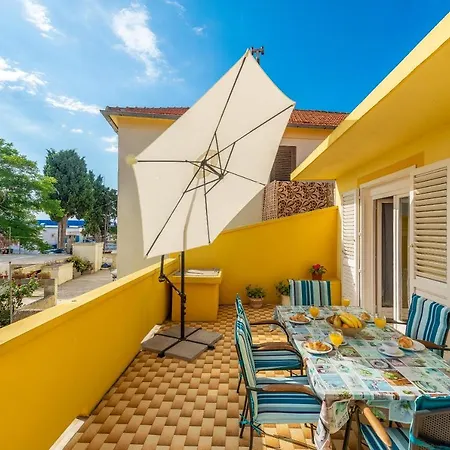 Little House By The Sea Vakantiehuis Preko
